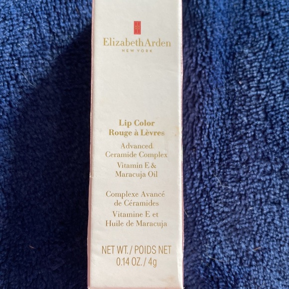 NEW Elizabeth Arden lipstick - color #019 Red Door Red - Picture 3 of 7